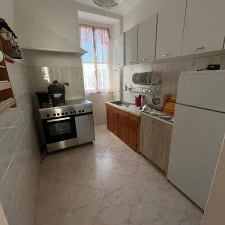 Holidays In Апартаменты Карбония